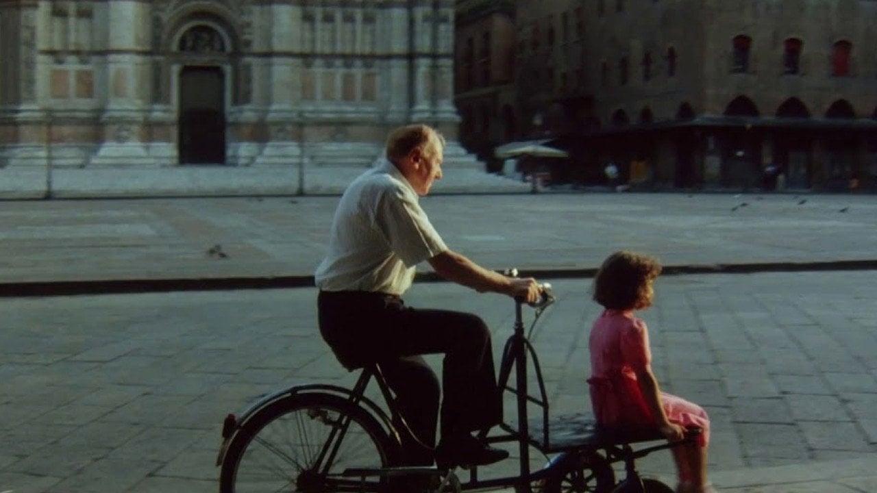 Cena do filme 12 registi per 12 città