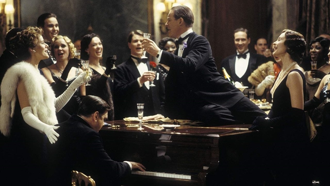 Cena do filme De-Lovely - Vida e Amores de Cole Porter