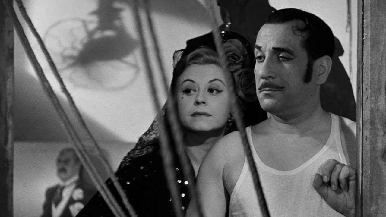 Cena do filme Mulheres e Luzes