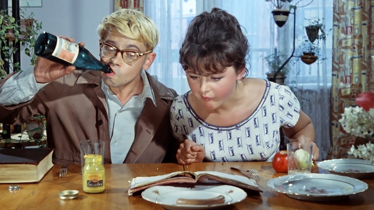 Cena do filme Operação Y e Outras Aventuras de Shurika