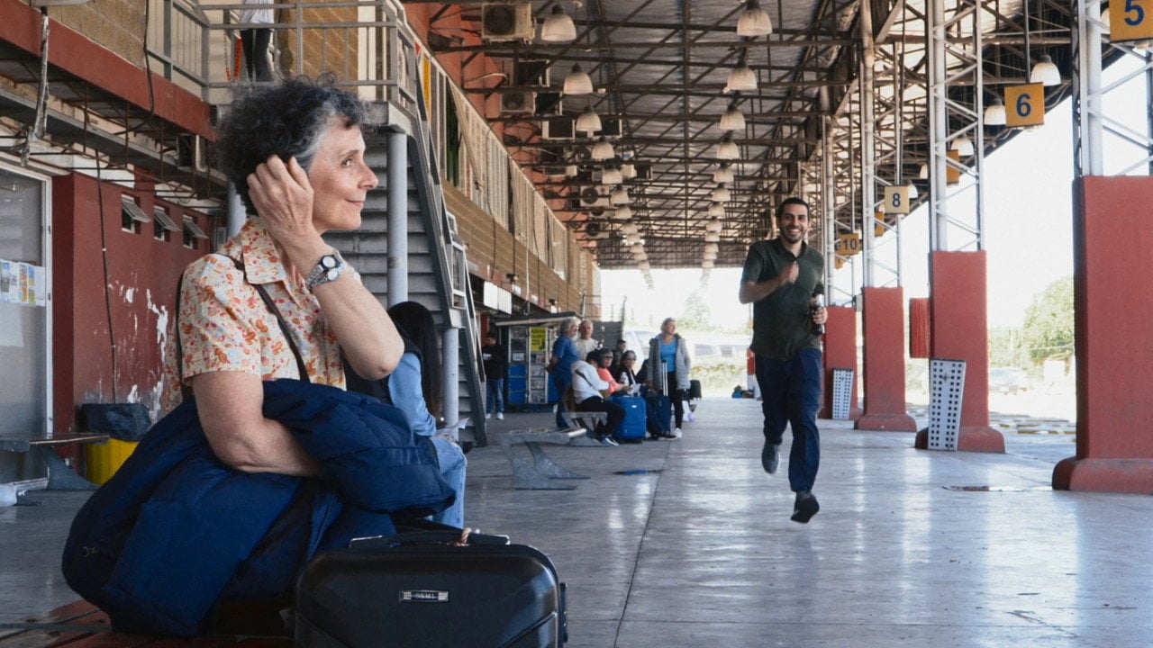 Cena do filme Fire Supply