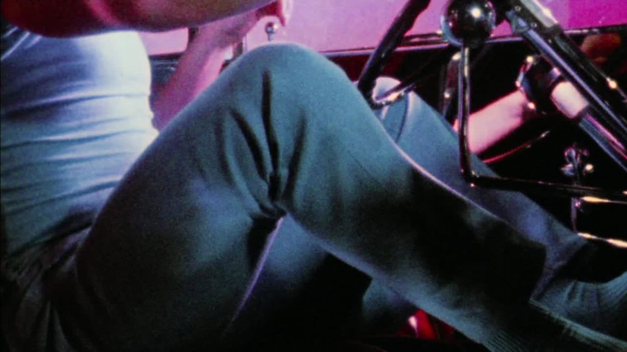 Cena do filme Kustom Kar Kommandos