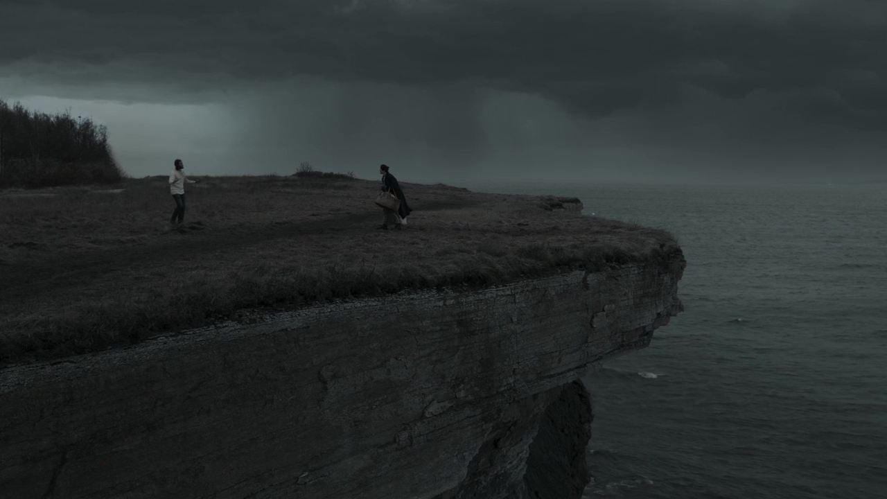 Cena do filme Deliver Us